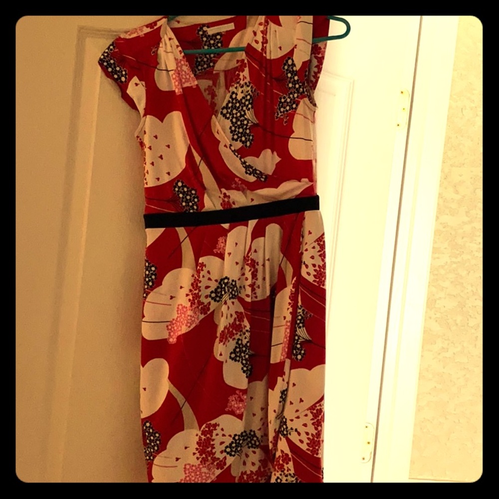 Work or evening dress with split